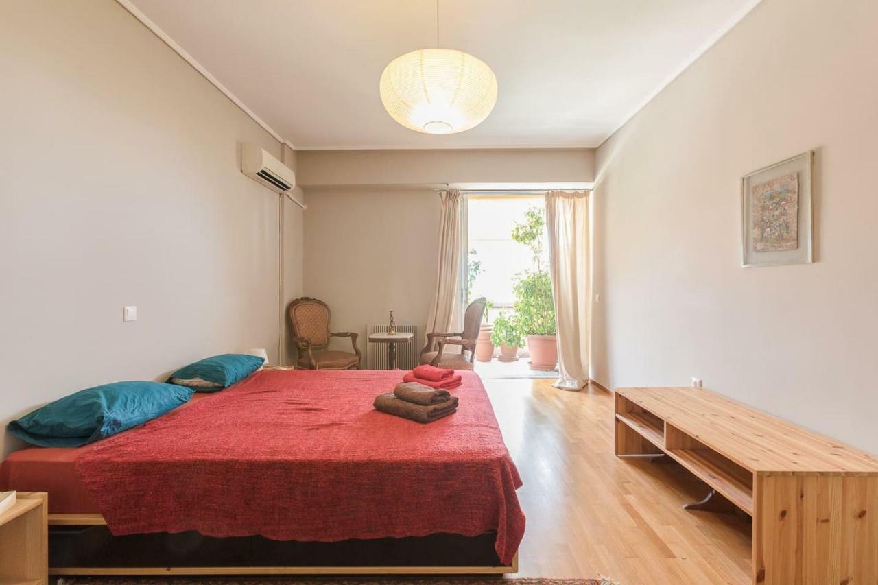 Spacious & Modern Flat In Heart Of Афіни Екстер'єр фото