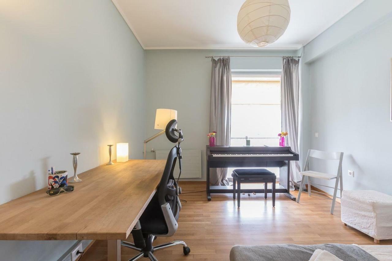 Spacious & Modern Flat In Heart Of Афіни Екстер'єр фото