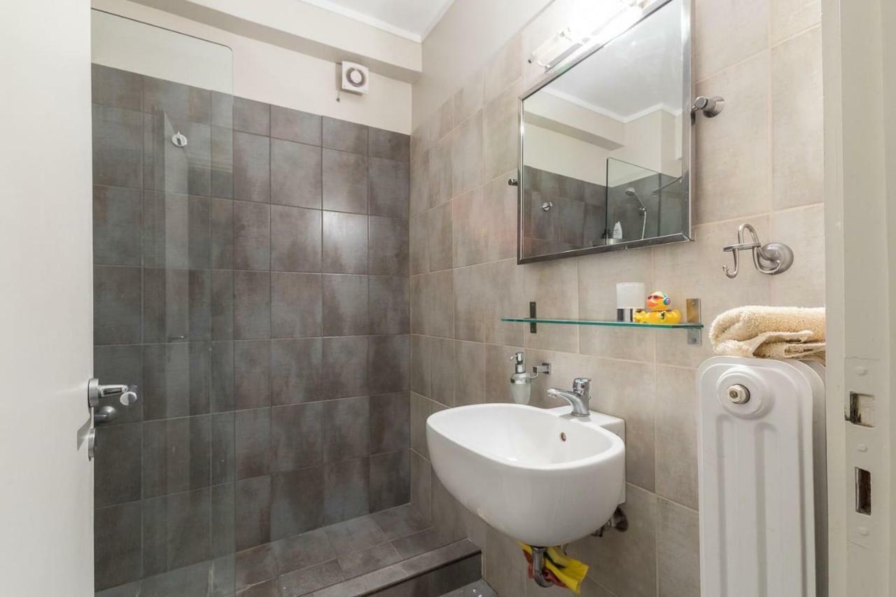 Spacious & Modern Flat In Heart Of Афіни Екстер'єр фото